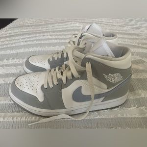 Gently worn Nike Air Jordans Women’s 8.5